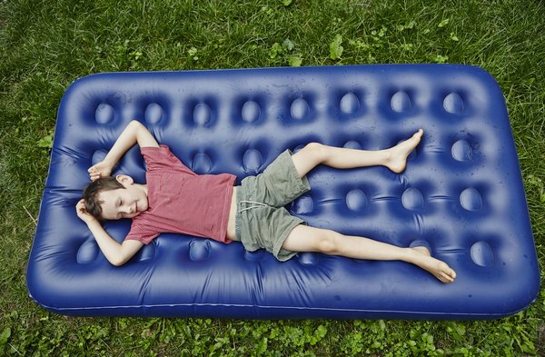 Matelas gonflable : Une alternative pratique pour vos vacances camping