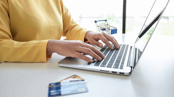 Comment s'inscrire sur les plateformes freelance IT?