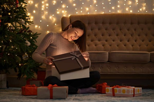Magie sur mesure: guide ultime de personnalisation d'articles pour noël