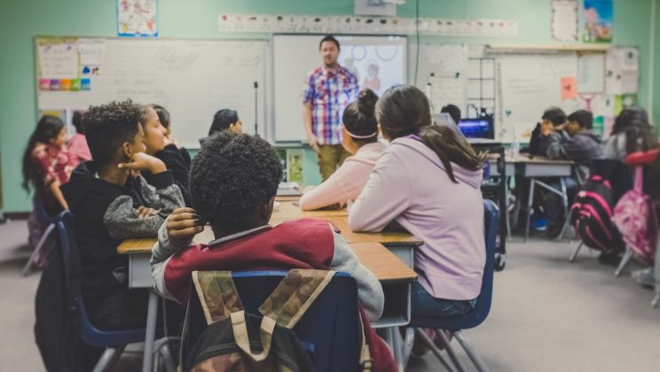 Éducation entrepreneuriale: cultiver l’innovation et les compétences essentielles pour réussir en milieu scolaire