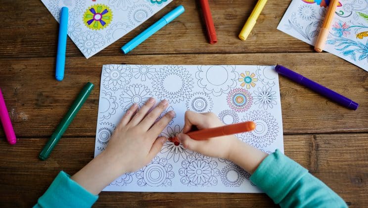 Le pouvoir des mandalas pour développer la patience et la concentration chez les enfants