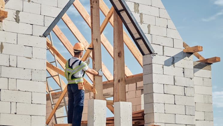 Pourquoi opter pour un constructeur de maisons?